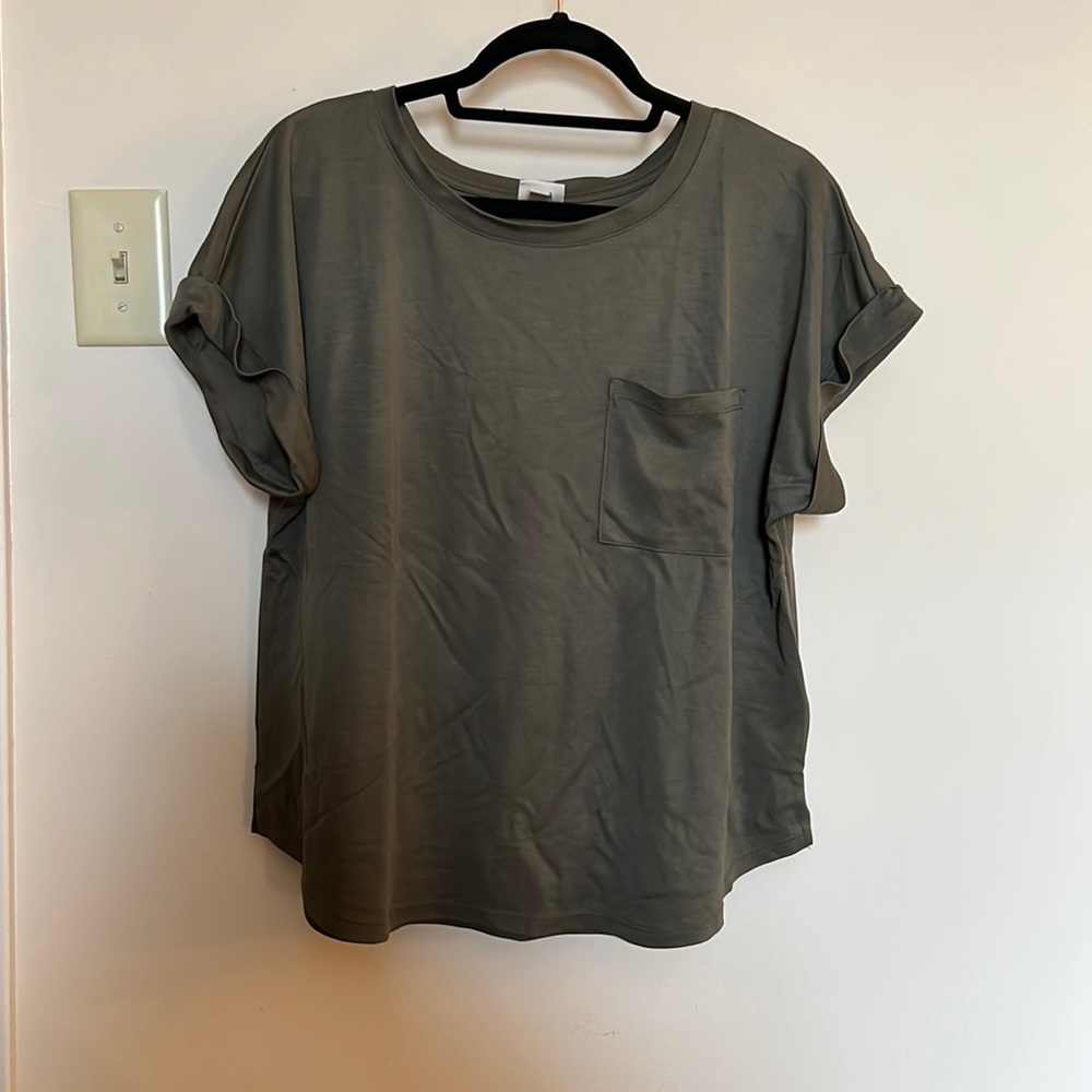 Simple muted green pocket tee
